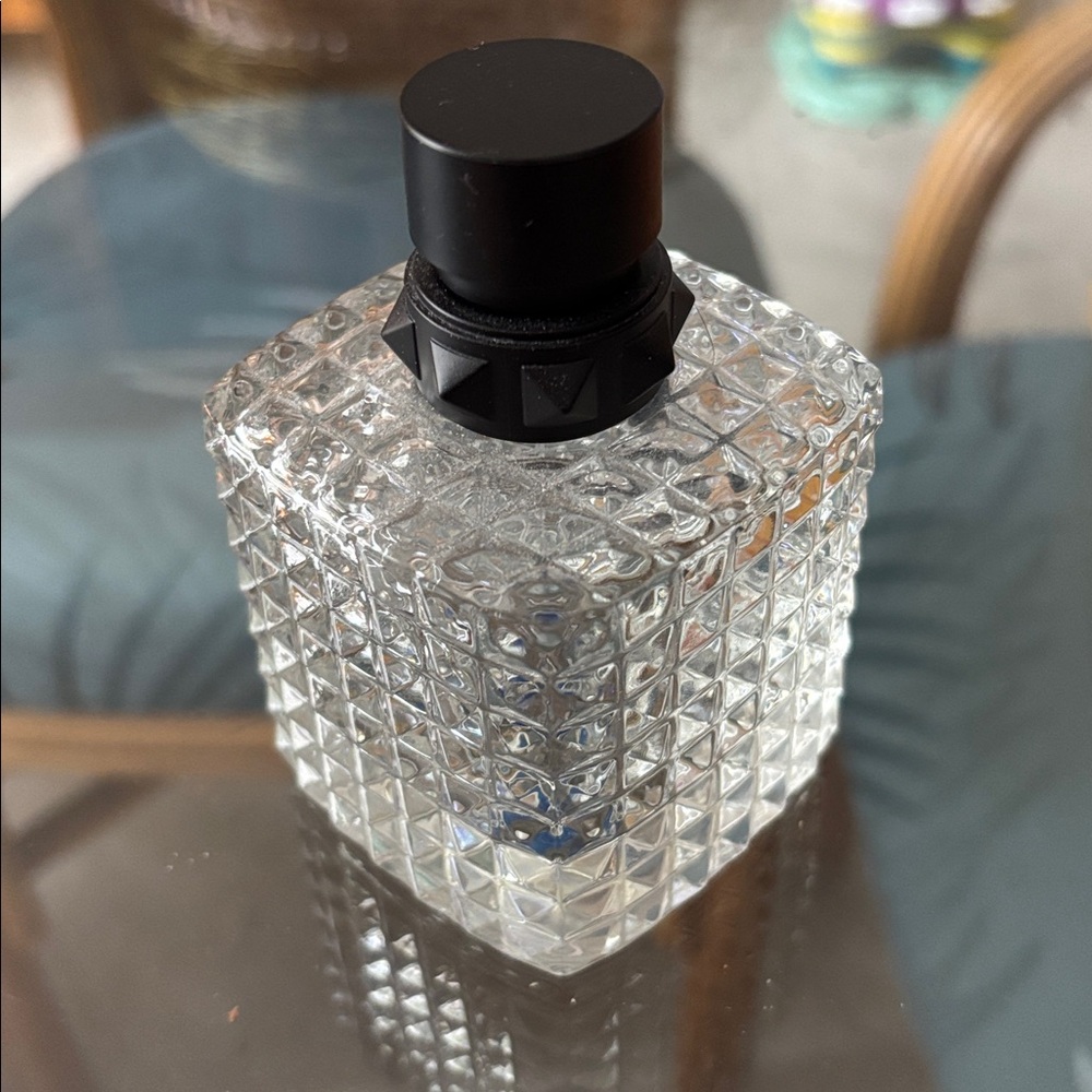 *DECOR* Valentino Bottle - Picture 3 of 6